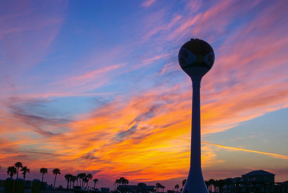 Seahorse unit M — 4-Star Luxury Hotel in Pensacola, United States