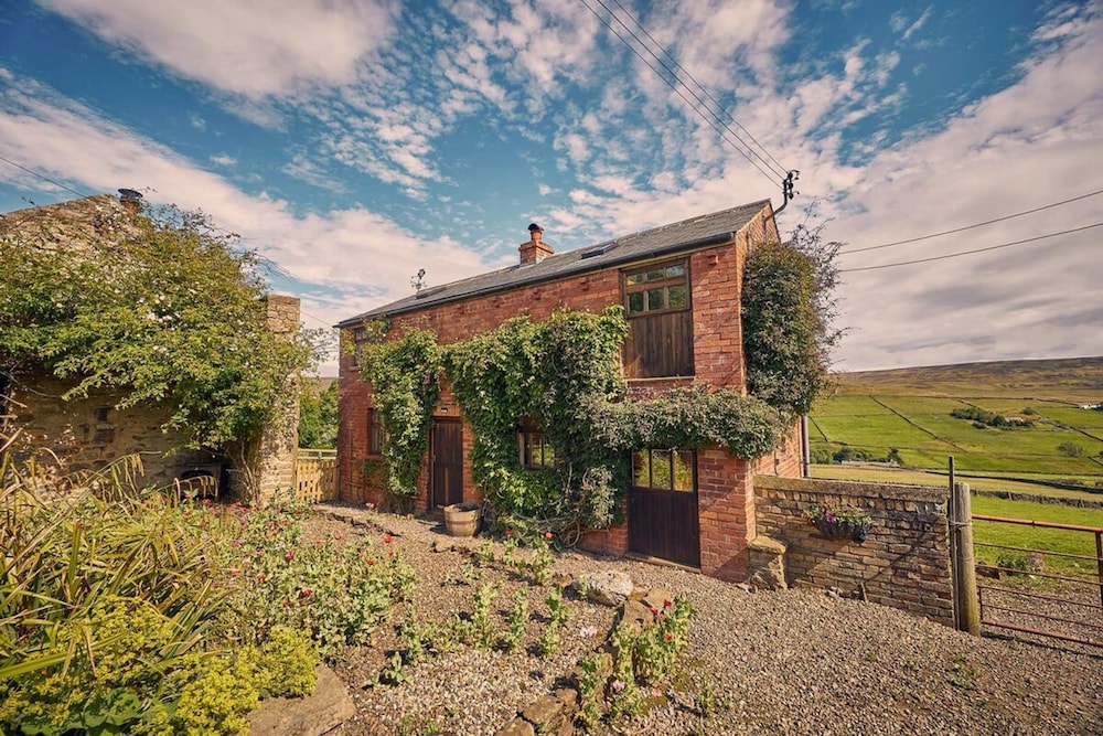 Host & Stay The Red Brick Barn in Bishop Auckland, United Kingdom