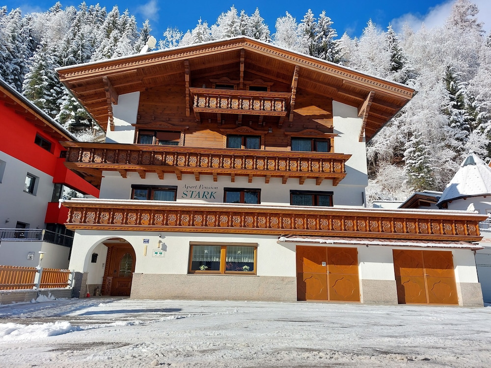 Apart Frühstückspension Stark Paznaun — 4-Star Luxury Hotel in Kappl, Austria