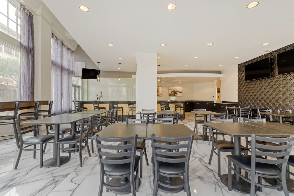 Hotel Gibbs Downtown Riverwalk - photo 33