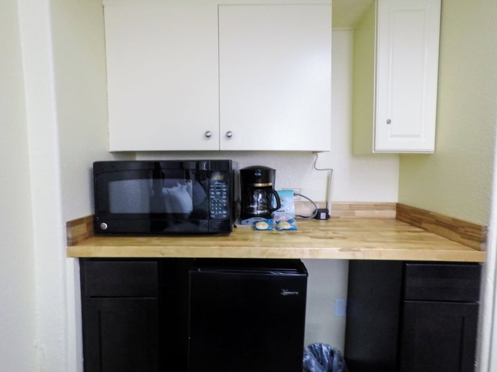 Ohia Waikiki Studio Suites - photo 26