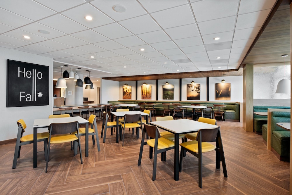 Fairfield by Marriott Inn & Suites Chino - photo 22