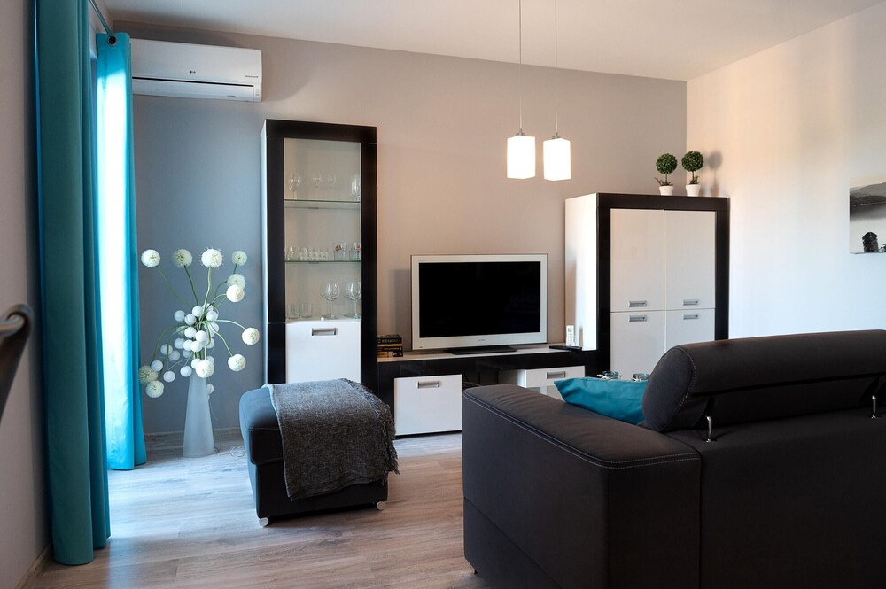 Comfortable apartment close to the beach — 4-Star Luxury Hotel in Pobierowo, Poland