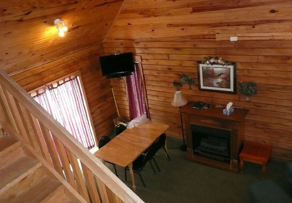 Mariner's Village Resort - photo 16