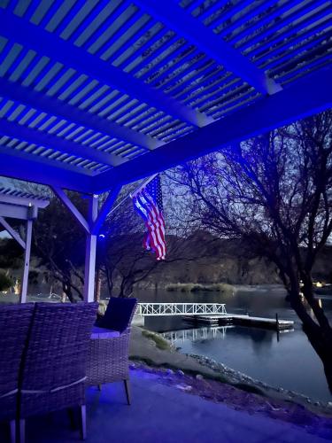 All American Escape Riverfront — Smyrna