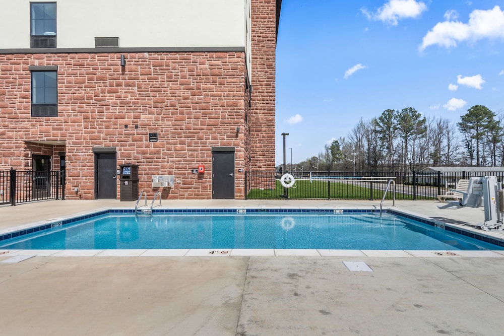 Cobblestone Hotel & Suites Cullman - photo 34