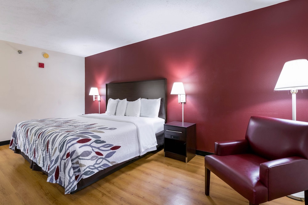 Red Roof Inn Carrollton - photo 13