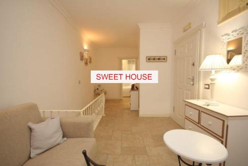 Sweet House — 4-Star Luxury Hotel in Cefalu, Italy