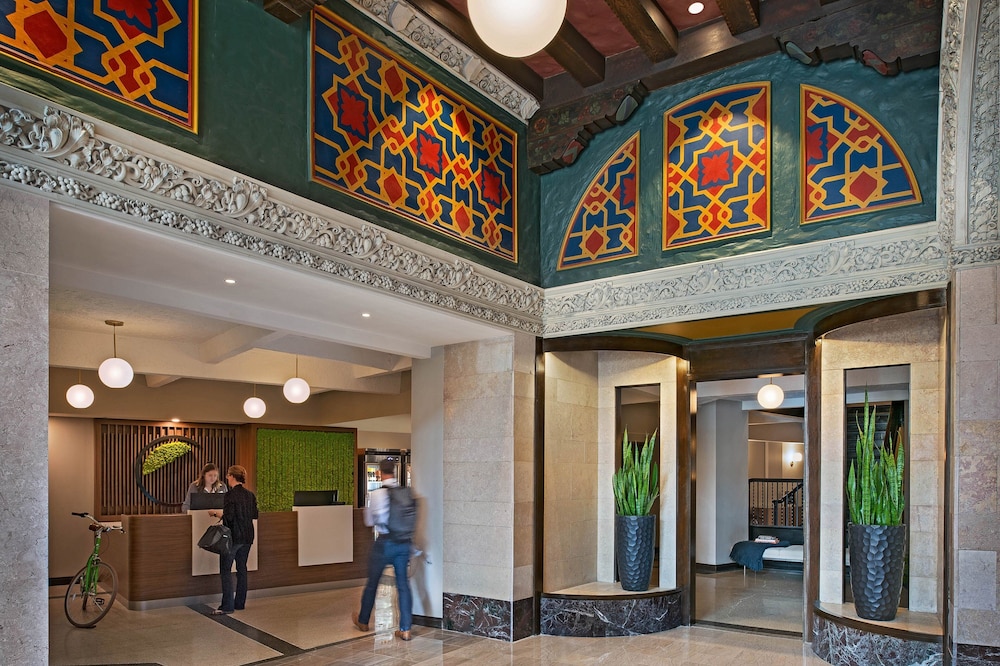 Element Detroit at the Metropolitan - photo 5