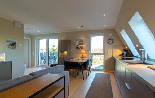 Ferienwohnung Beachbreak Stilvolle Ferienwohnung an der Ostsee — 4-Star Luxury Hotel in Scharbeutz, Germany