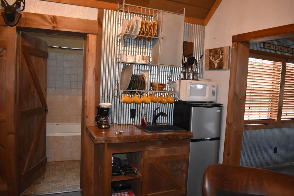 Bear Creek Lodge Cabin Resort - photo 43