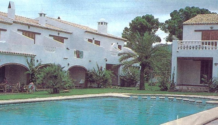 Oasis Beach - carbon neutral hotel in Denia