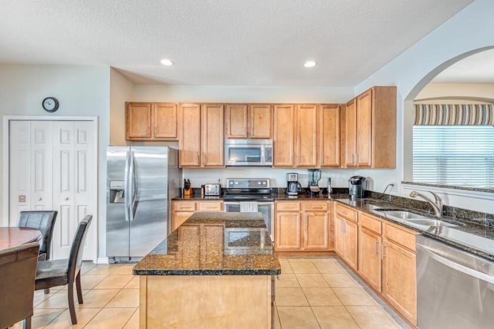 new Splash Of Magic At Solterra Resort 6 Bedroom Home - photo 14