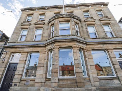 Lewis Hunton Suite — 4-Star Luxury Hotel in Saltburn-By-The-Sea, United Kingdom