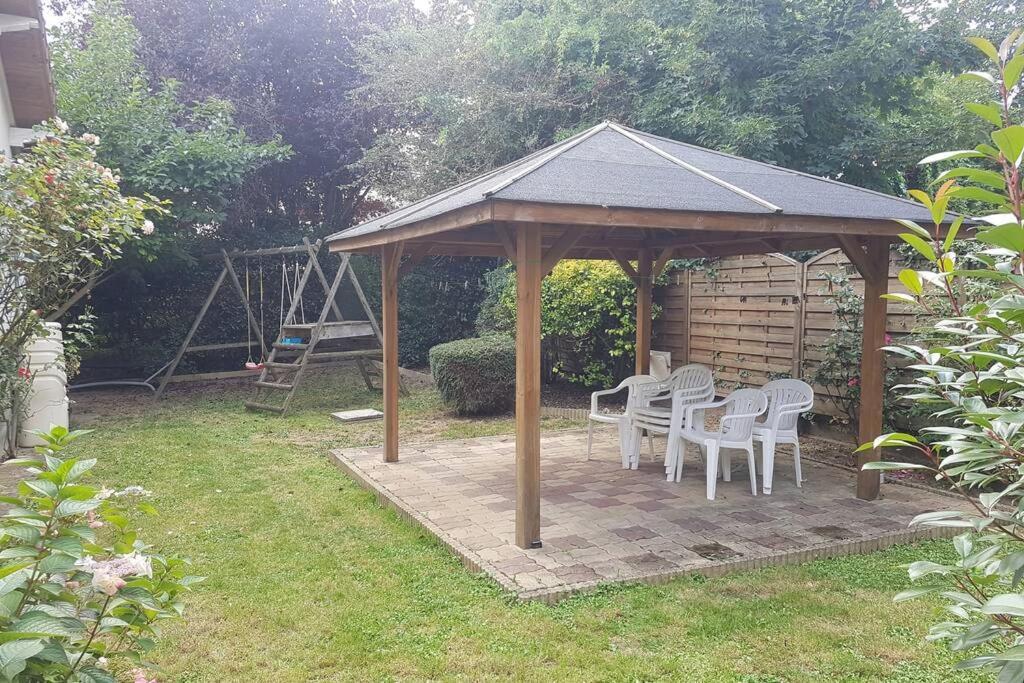 Dependance Privative Avec Jardin a 22 Mn de Paris — hotel in Savigny-Sur-Orge