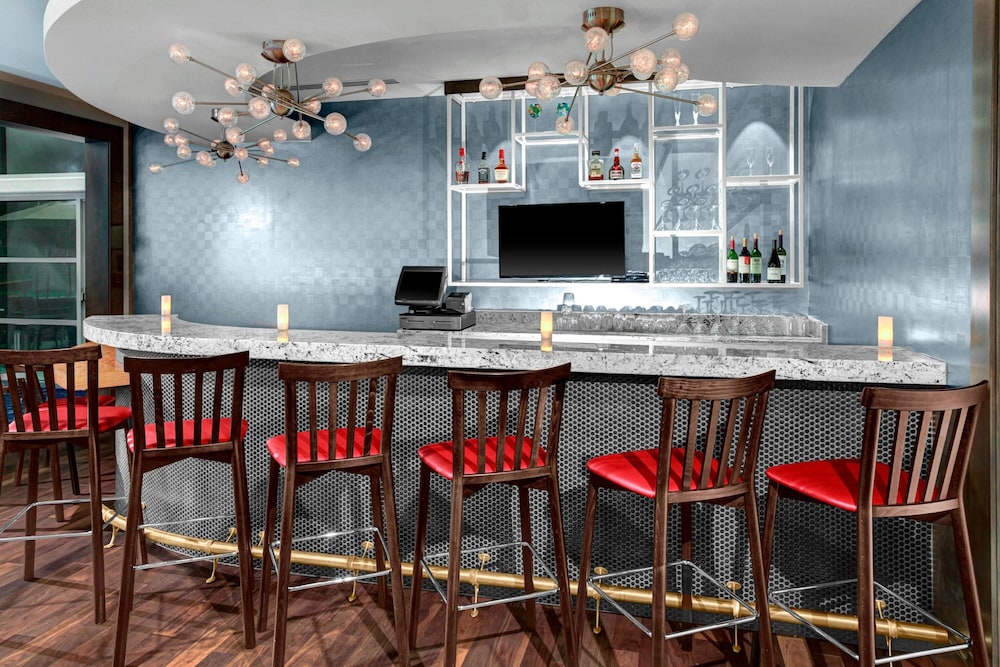 Residence Inn by Marriott Philadelphia Airport - photo 37