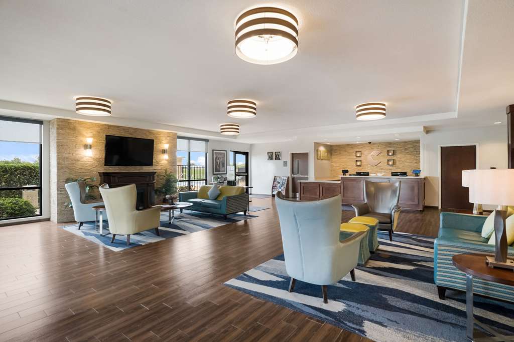 Comfort Inn & Suites Victoria North - photo 44