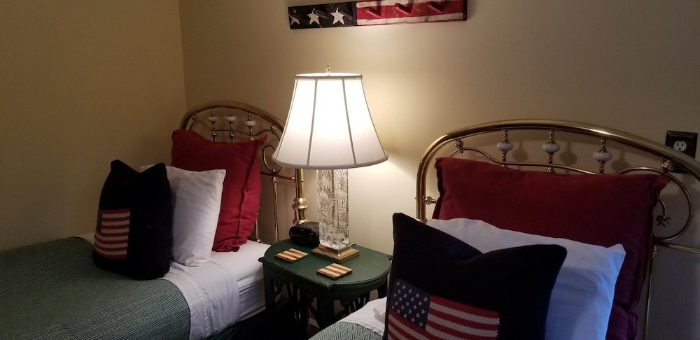 Inn at Clearwater Pond - photo 18