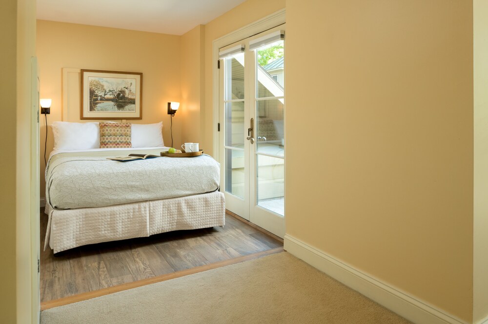 Great Oak Manor - photo 21