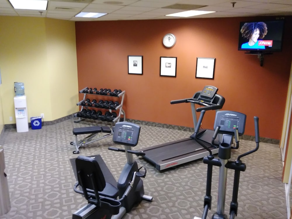 Quality Inn & Suites Fort Collins East - photo 16
