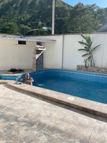 Casa completa piscina 3 Habitaciones en Chanchamayo — La Merced — photo 4