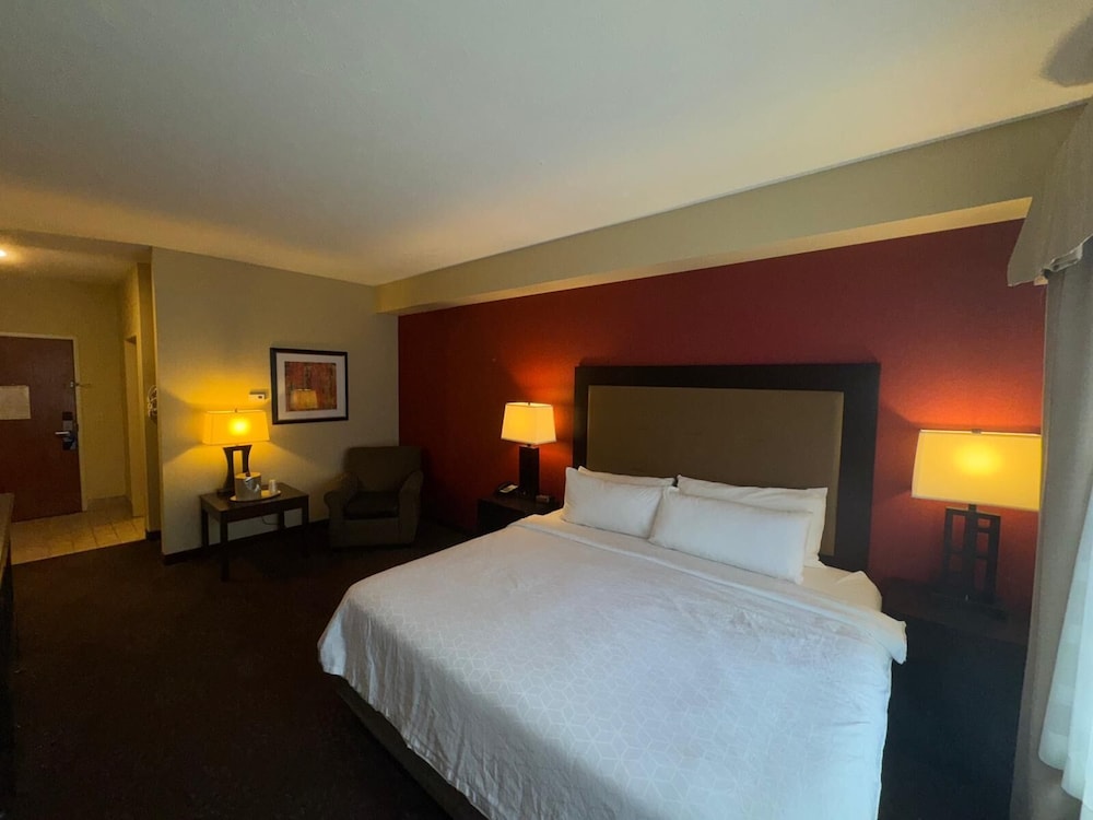 Wyndham Garden Anchorage Airport - photo 10