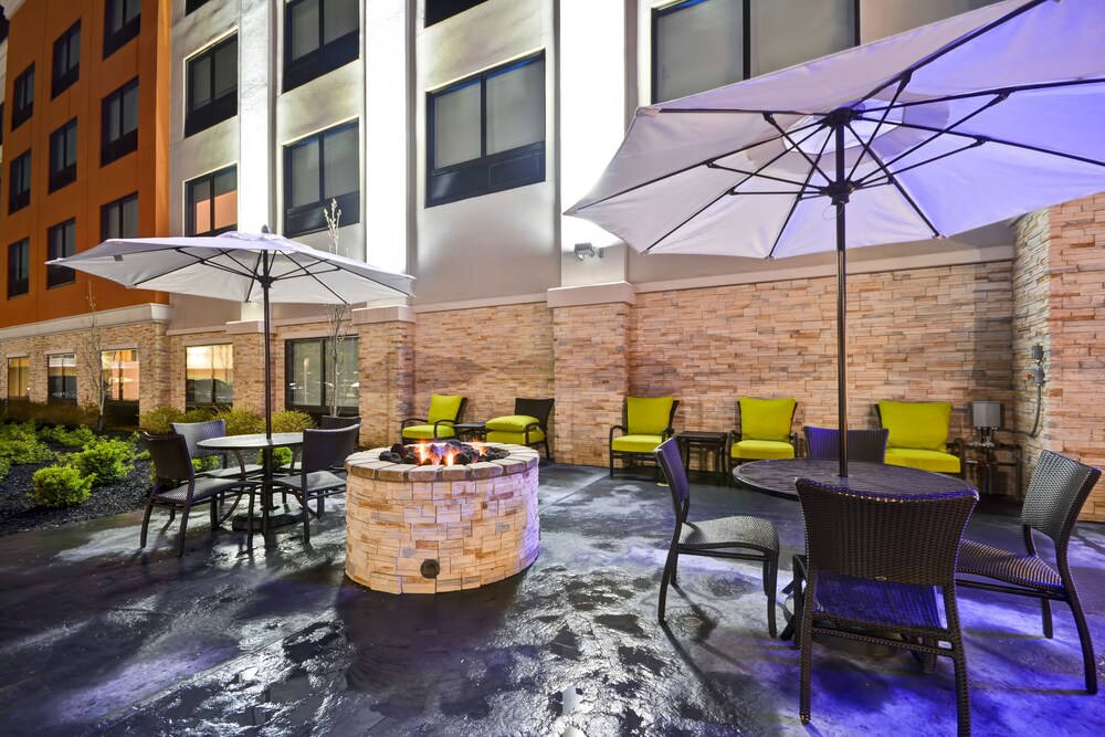 Holiday Inn Express Evansville by IHG - photo 27