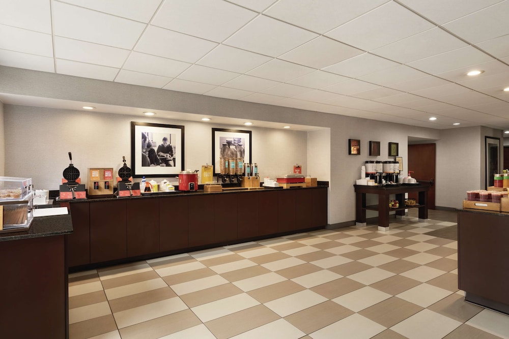 Hampton Inn Atlanta Stone Mountain - photo 31