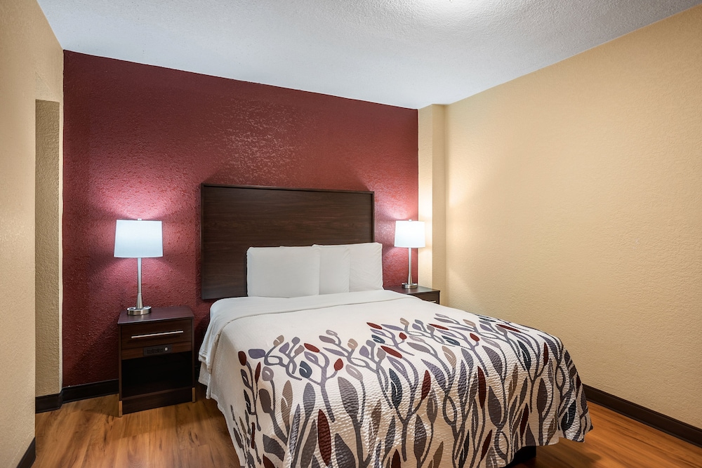 Red Roof Inn Des Moines - photo 15