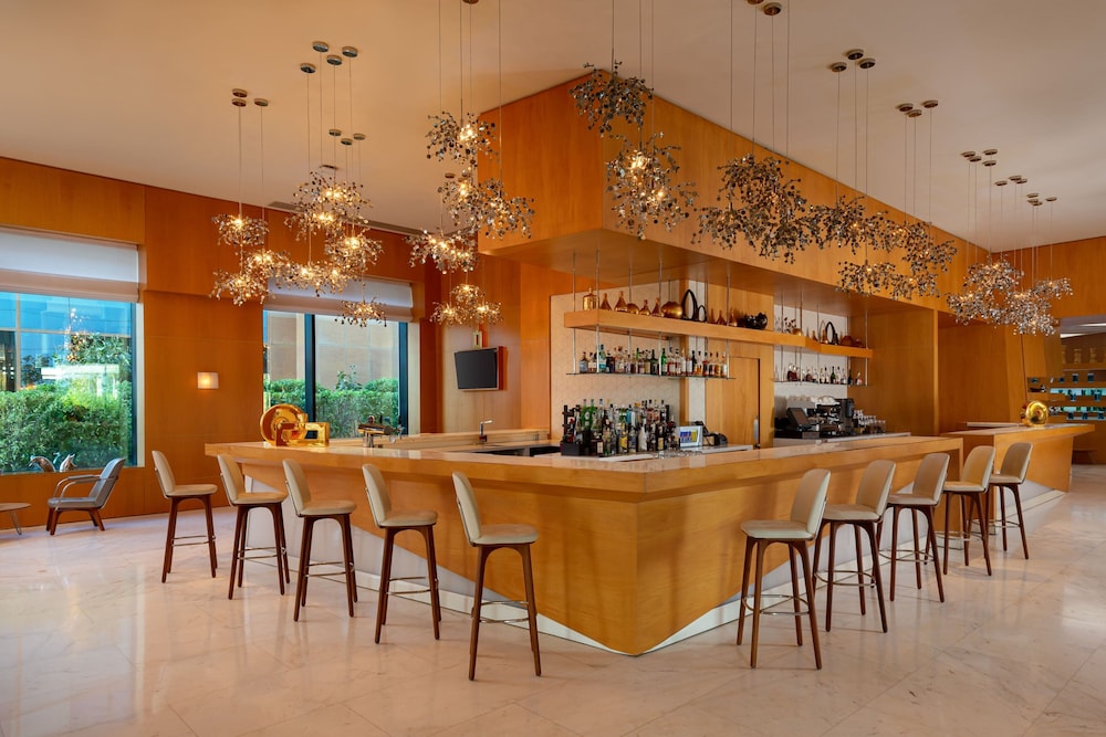 מזון ומשקאות