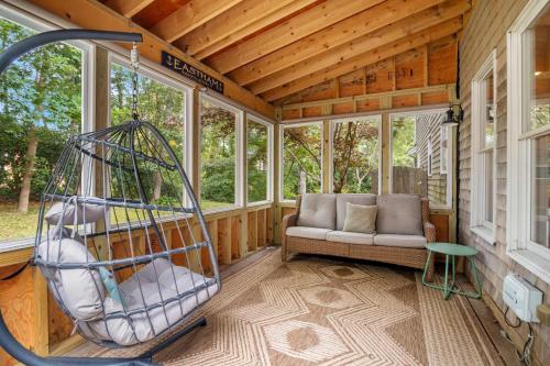 5 Min Drive To National Seashore Beaches And Private Backyard — Eastham