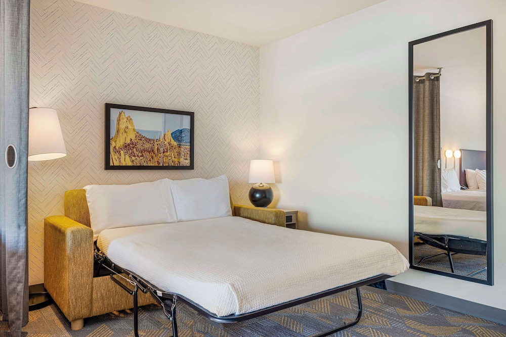 Home2 Suites by Hilton Colorado Springs Airport - photo 21