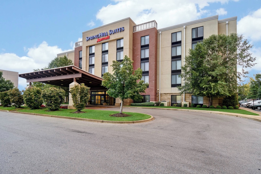 Springhill Suites By Marriott Louisville Airport — Louisville
