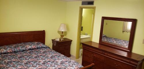 Westernaire Motel - photo 37