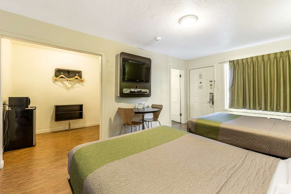 Motel 6 San Rafael Ca - photo 13