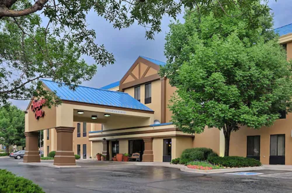 Hampton Inn Loveland - photo 28