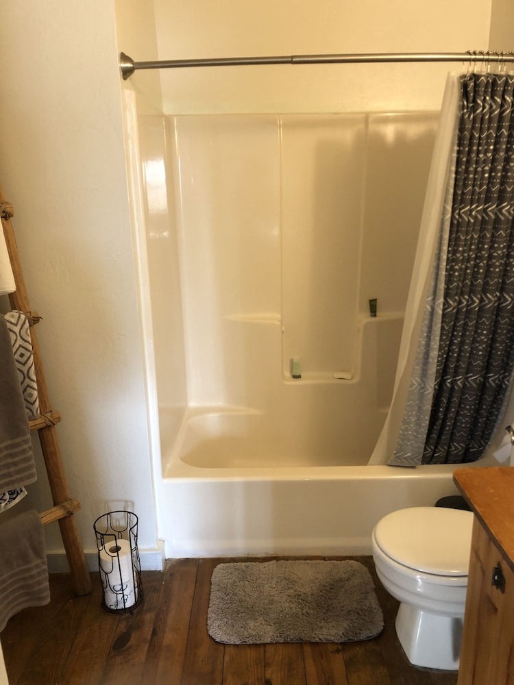 Fort Davis Drug Store Hotel - photo 45