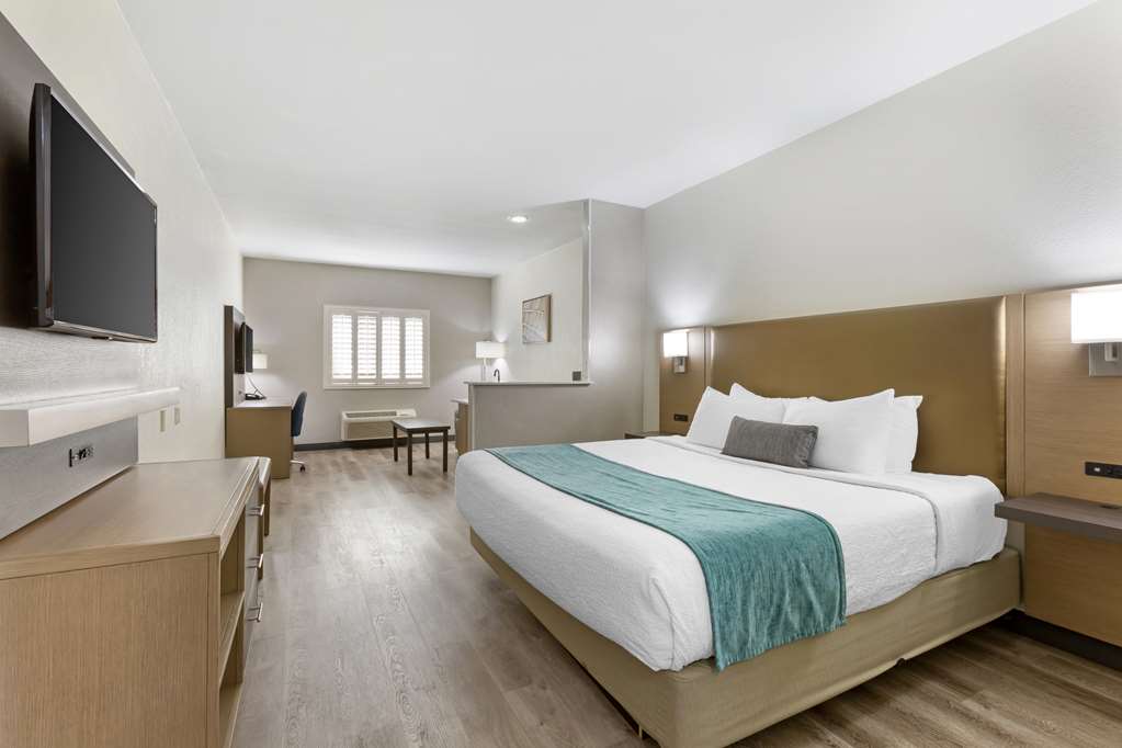 Best Western Plus Safford - photo 3