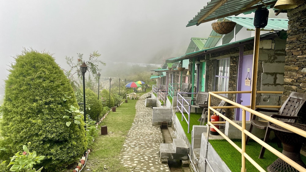 Family in the Hills by Nature’s Glamping in Naini Tal, India