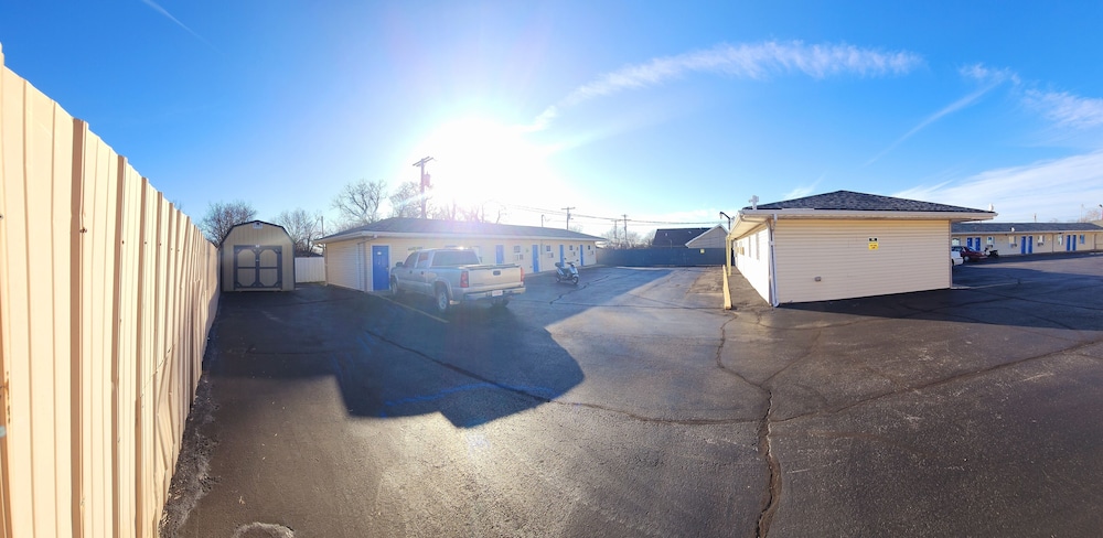 Plaza Motel - photo 38