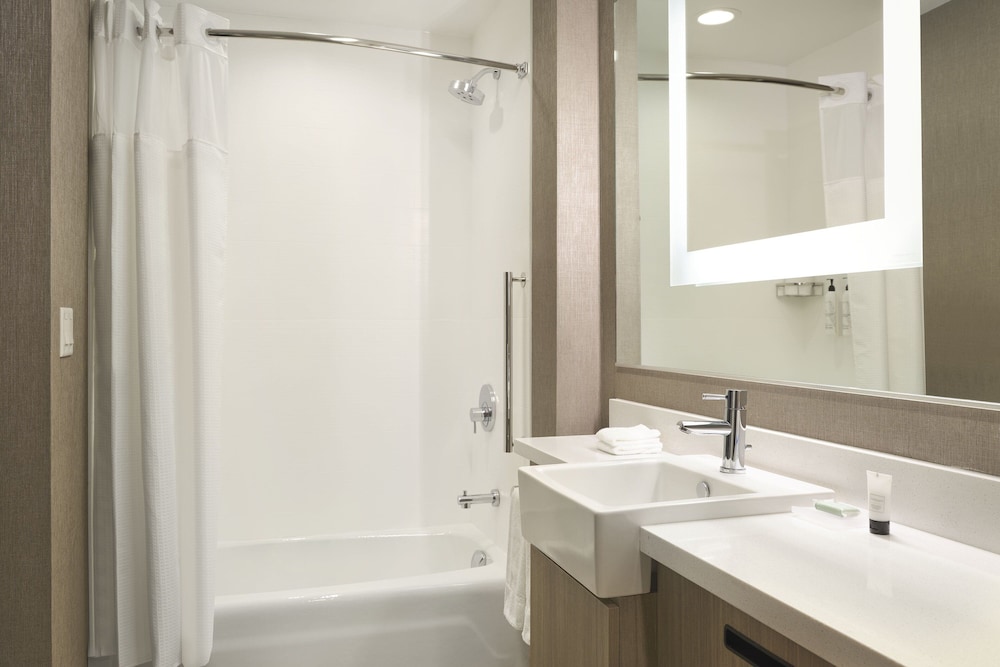 SpringHill Suites by Marriott Las Vegas Airport - photo 14