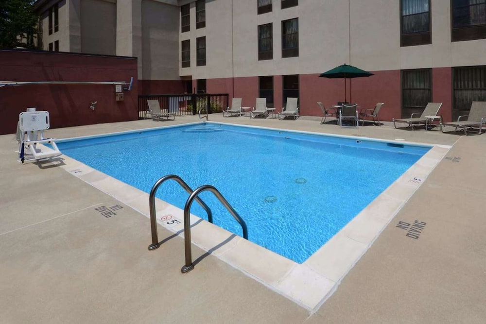 Hampton Inn Raleigh Town Of Wake Forest - photo 35