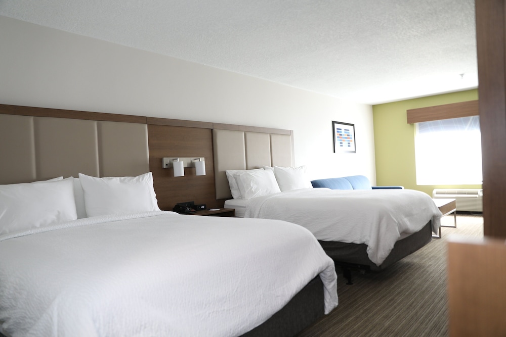 Holiday Inn Express Hotel & Suites Albuquerque Airport by IHG - photo 7