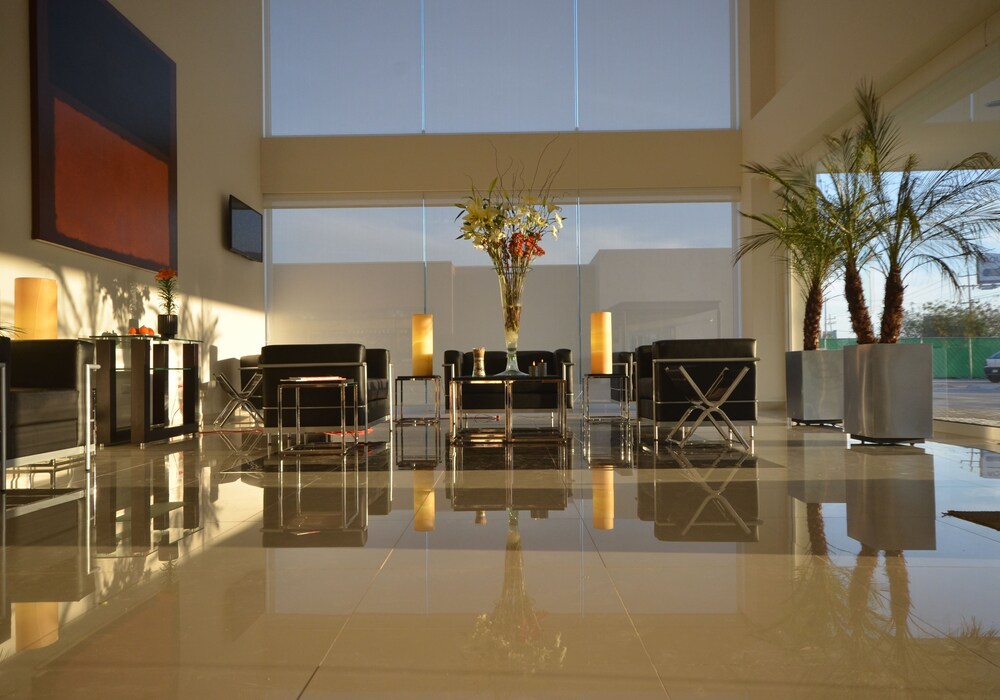 Misión Express Monterrey Aeropuerto La Fe in Monterrey, Mexico