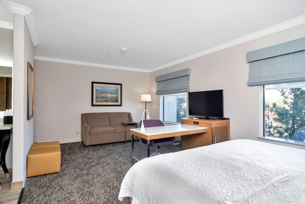 Hampton Inn & Suites Fort Worth Fossil Creek - photo 29