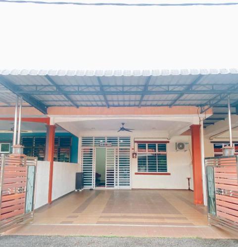 RW segamat homestay — 4-Star Luxury Hotel in Segamat, Malaysia