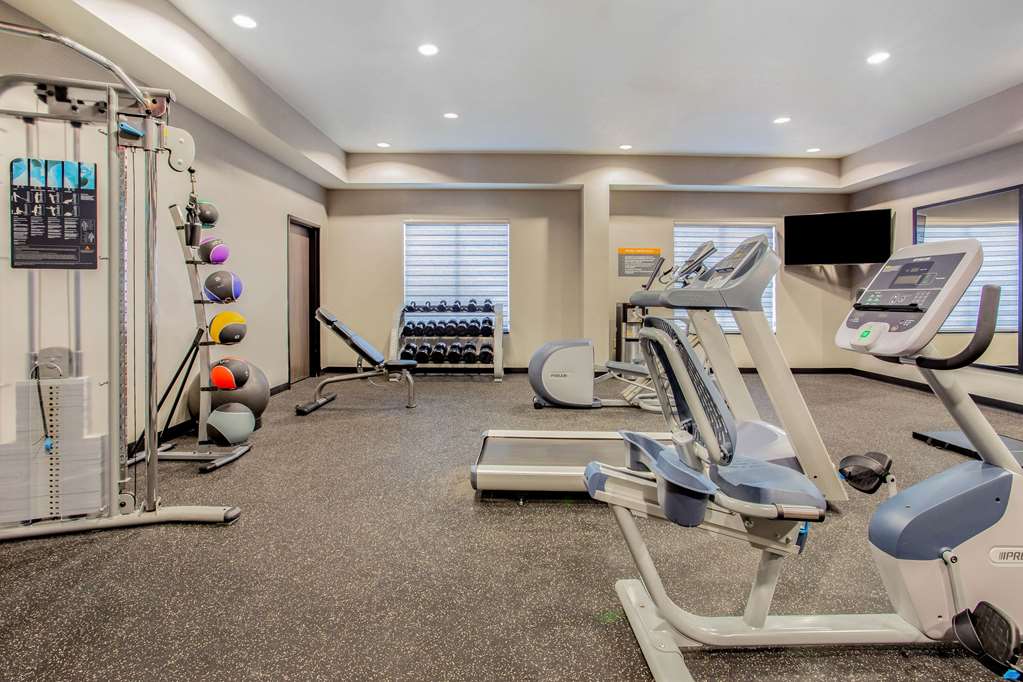 La Quinta Inn & Suites by Wyndham Northlake Fort Worth - photo 8