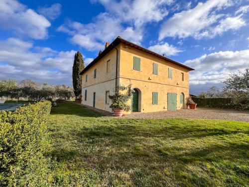 Il Senatore Chianti Villa & Pool — 4-Star Luxury Hotel in Figline Valdarno, Italy