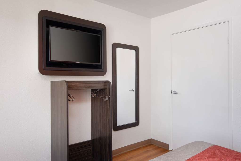 Motel 6 Arcadia CA Los Angeles Pasadena Area - photo 15