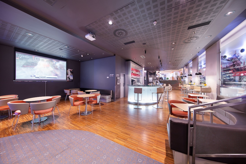 מזון ומשקאות